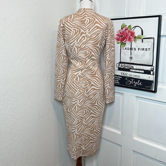 Ted Baker London Villani Zebra Print Midi Dress Size 2/S/6US - Picture 5 of 10